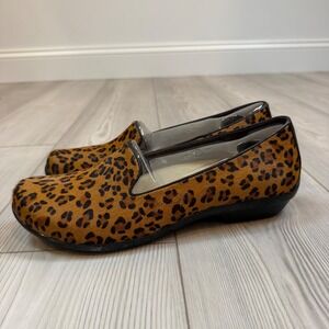 NEW Dansko Olivia Leopard Hair Calf Loafers Shoes US 12 42 Animal Print Flats